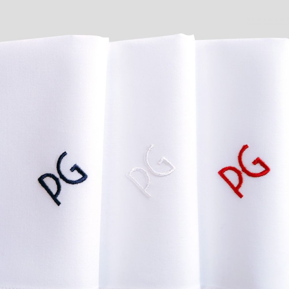 Mouchoirs français coton biologique personnalisés brodés avec vos initiales en Bleu Blanc Rouge fabriqués à Paris PhilippeGaber