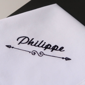 Mouchoirs bio made in france avec votre prénom Brodé style Philippe