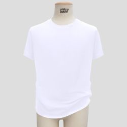 T-shirt français en coton biologique Gots blanc avec 3 plis signature sur le col car fabriqué à Paris par PhilippeGaber ©philippegaber