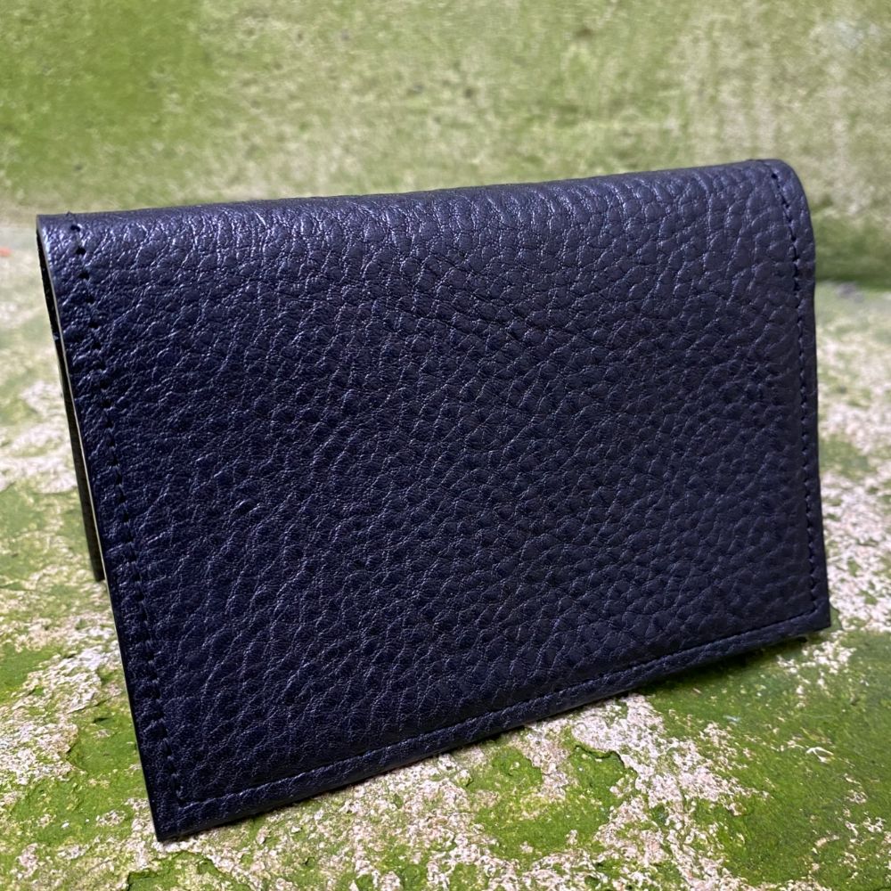 Black vegetable tanning leather card holder Made in Paris by philippegaber since 2009