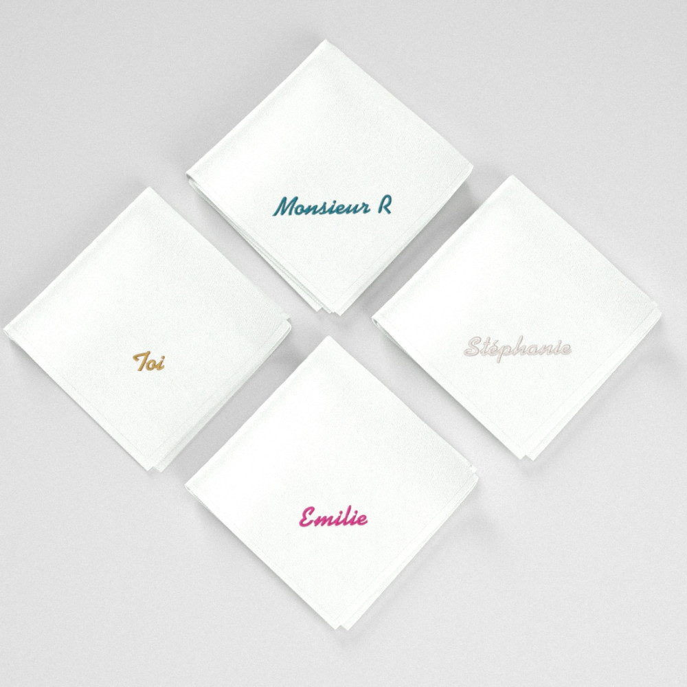 3 Mouchoirs français personnalisés avec prénom style écriture Brodé fabriqués à Paris par philippGaber